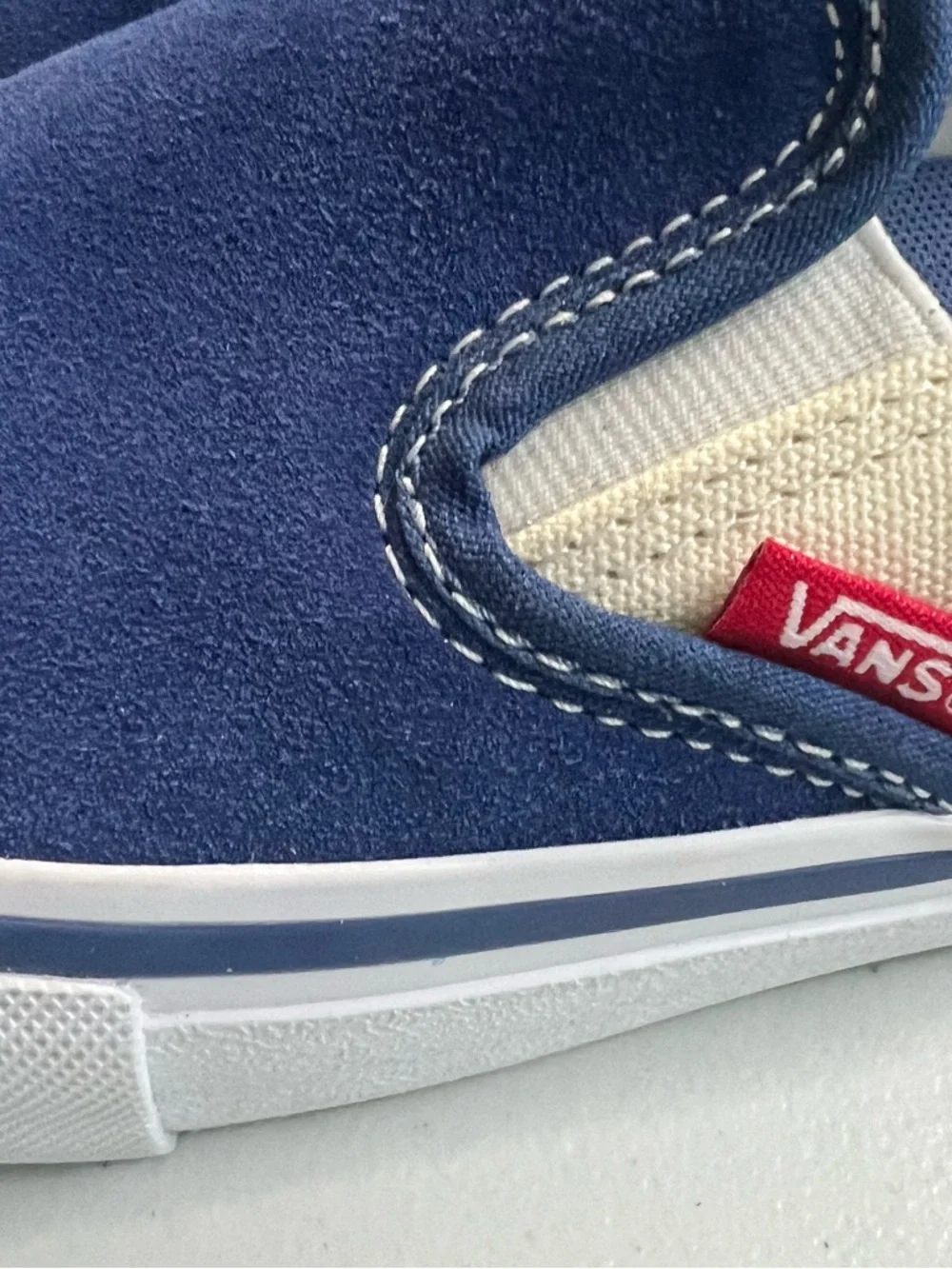 Vans PRO Men’s Slip-On Suede Loafers in Navy Size 8